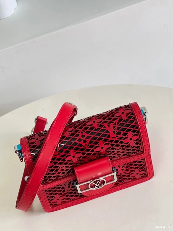 WIS VUITTON MINI LOUIS DAUPHINE 1122